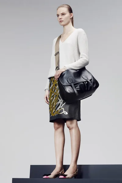 Look 12